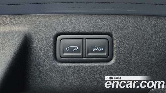 Hyundai Staria 2025 — photo 20