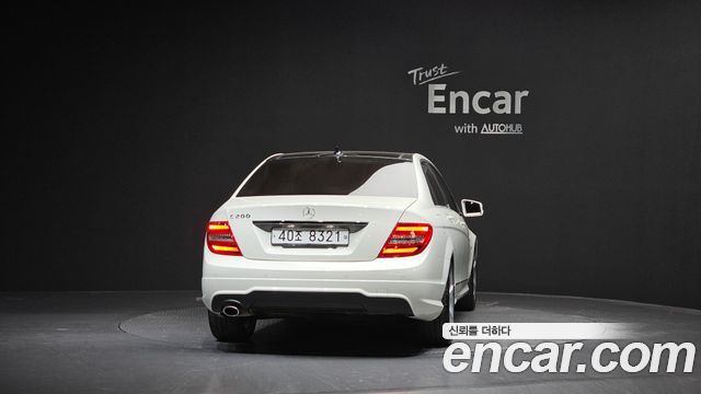 Mercedes-Benz C-Class 2012 — photo 4