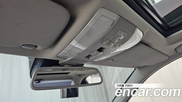 Mercedes-Benz C-Class 2012 — photo 18