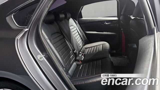 Kia K3 2019 — photo 12