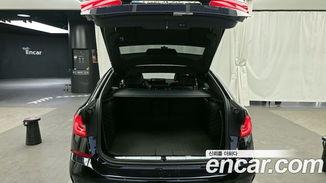 BMW Gran Turismo 2022 — photo 20