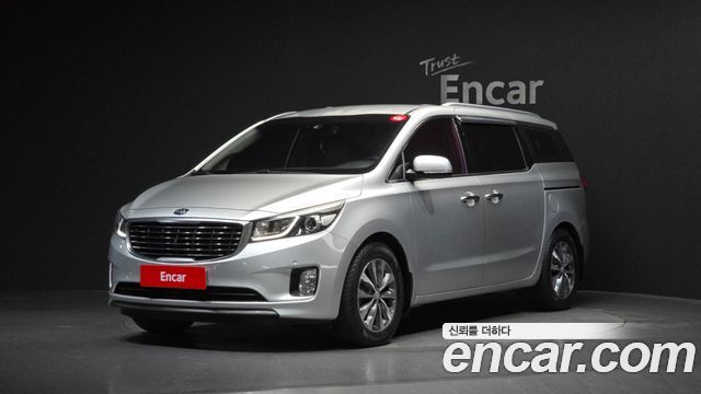 Kia Canival 2016 — photo 1