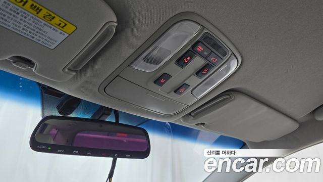 Kia Canival 2016 — photo 16