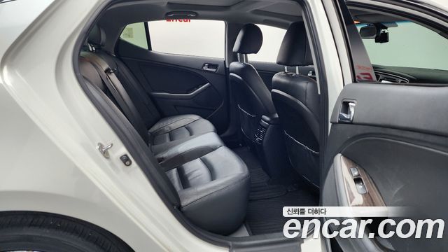 Kia K5 2014 — photo 12