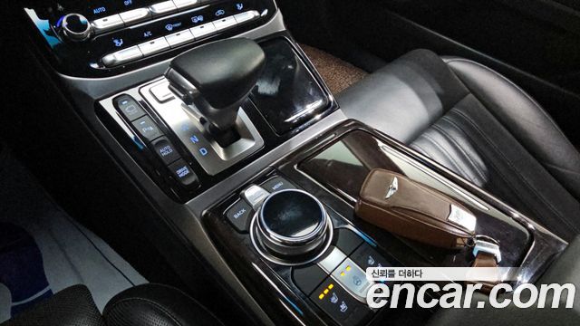 Genesis EQ900 2016 — photo 9
