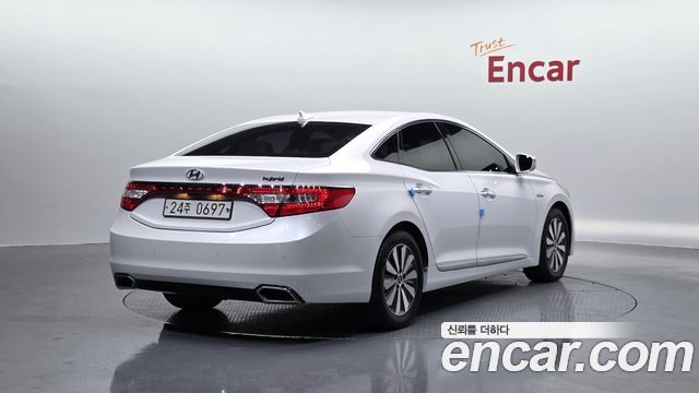 Hyundai Grandeur 2016 — photo 2