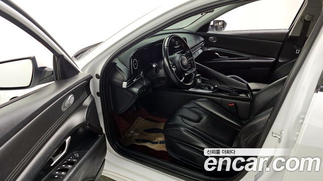 Hyundai AVANTE 2021 — photo 10