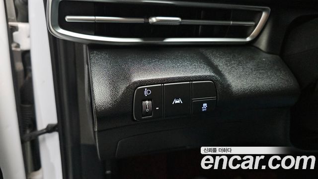 Hyundai AVANTE 2021 — photo 15