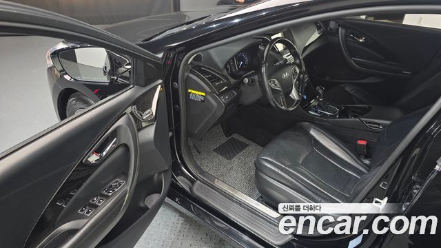 Hyundai Grandeur 2016 — photo 10