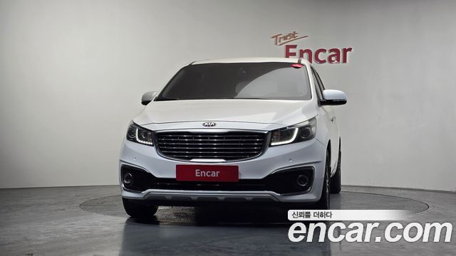 Kia Canival 2018 — photo 3
