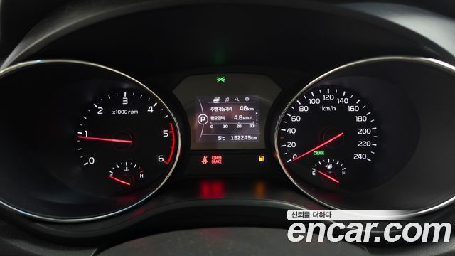 Kia Canival 2018 — photo 8