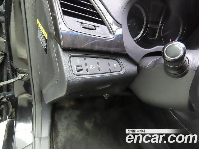 Hyundai Grandeur 2017 — photo 12