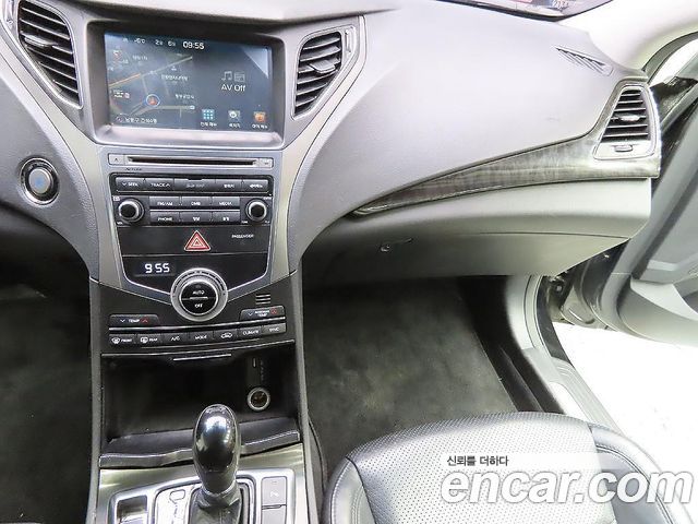 Hyundai Grandeur 2017 — photo 16