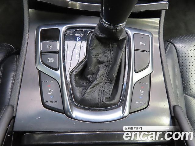 Hyundai Grandeur 2017 — photo 17