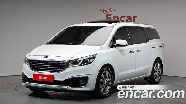 Kia Canival 2018 — photo 1