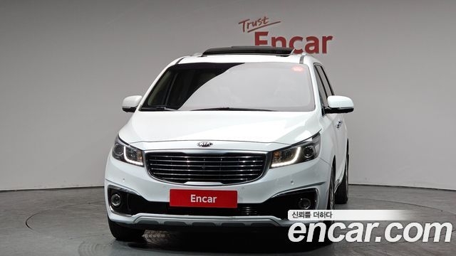 Kia Canival 2018 — photo 3