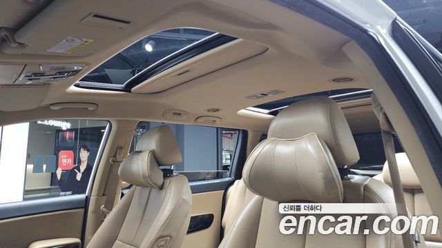 Kia Canival 2018 — photo 20