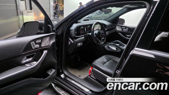 Mercedes-Benz GLS-Class 2021 — photo 10