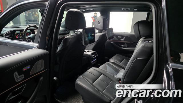 Mercedes-Benz GLS-Class 2021 — photo 11