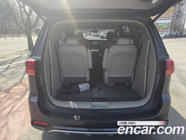 Kia Canival 2019 — photo 6