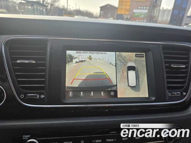 Kia Canival 2019 — photo 13