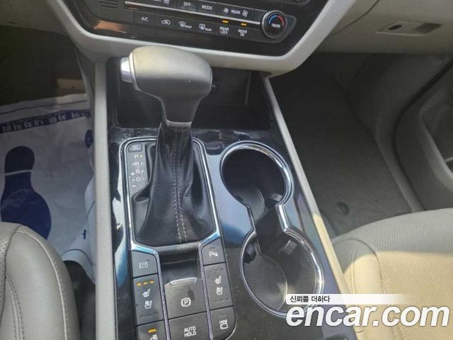 Kia Canival 2019 — photo 14