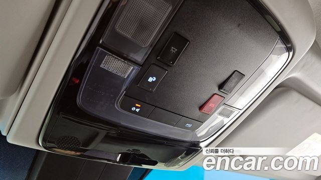 Hyundai Staria 2023 — photo 19
