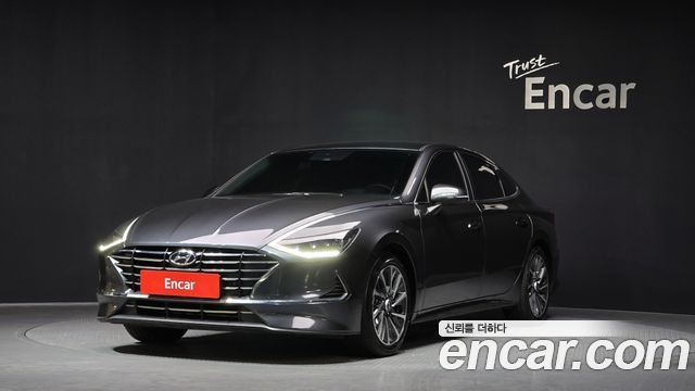 Hyundai Sonata 2022 — photo 1