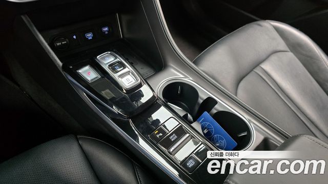 Hyundai Sonata 2022 — photo 9