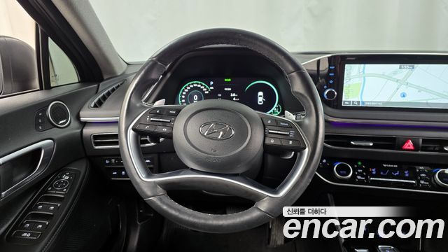 Hyundai Sonata 2022 — photo 13