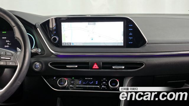 Hyundai Sonata 2022 — photo 14