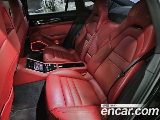Porsche Panamera 2018 — photo 7