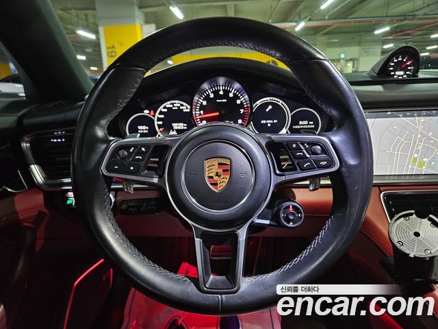 Porsche Panamera 2018 — photo 8