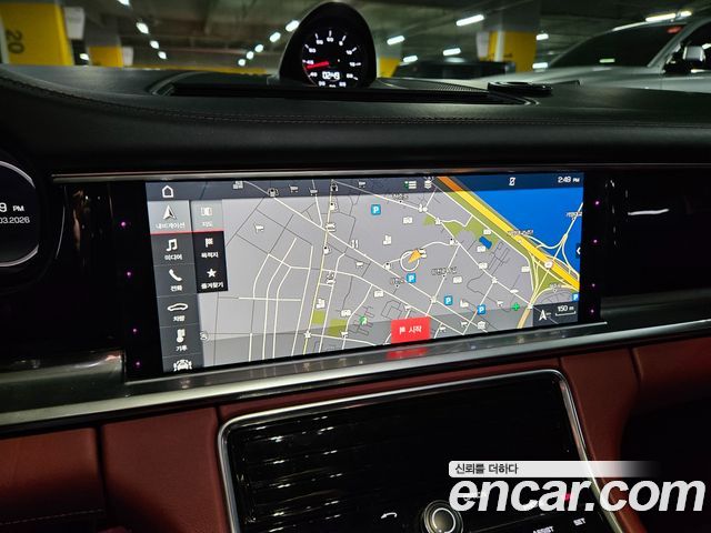 Porsche Panamera 2018 — photo 10
