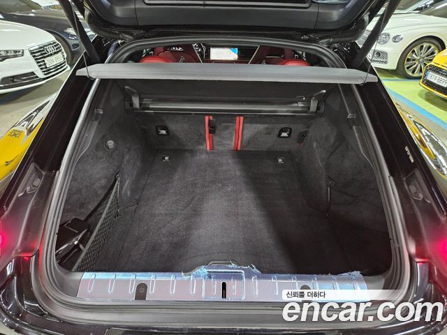 Porsche Panamera 2018 — photo 17
