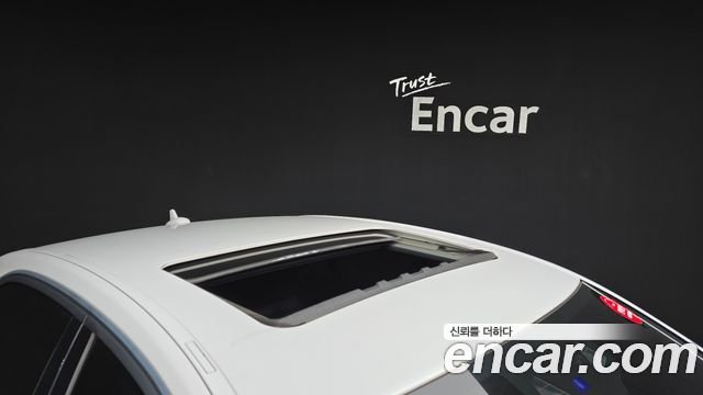 Mercedes-Benz E-Class 2016 — photo 20