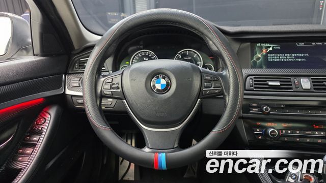BMW 5-Series 2013 — photo 13