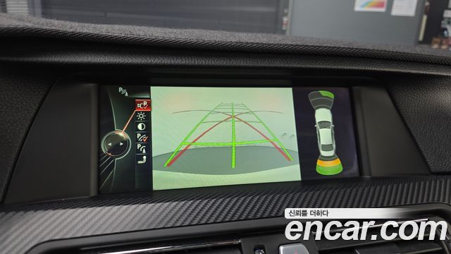 BMW 5-Series 2013 — photo 16