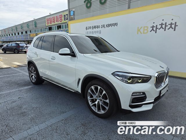 BMW X5 2019 — photo 2