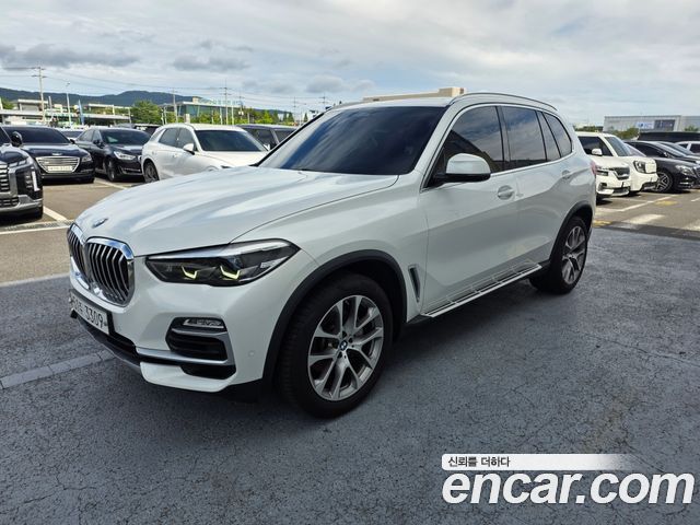 BMW X5 2019 — photo 7