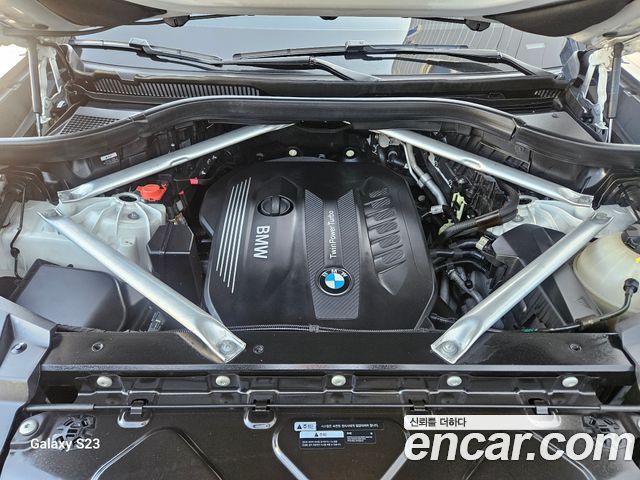 BMW X5 2019 — photo 9