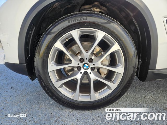 BMW X5 2019 — photo 10
