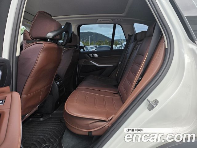 BMW X5 2019 — photo 13