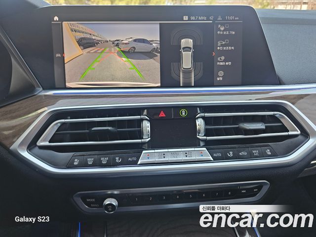 BMW X5 2019 — photo 15