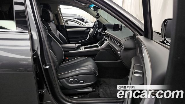 Genesis GV80 2022 — photo 11