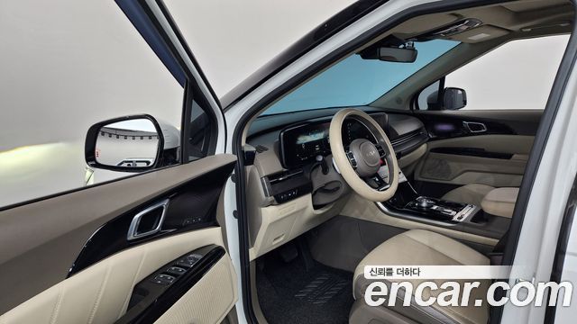 Kia Canival 2022 — photo 10