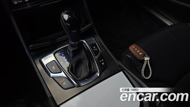 Hyundai Grandeur 2015 — photo 9