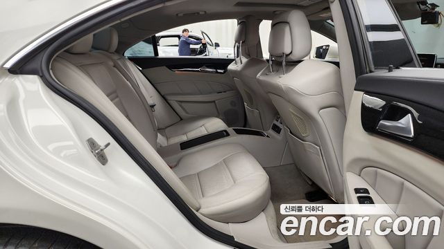 Mercedes-Benz CLS-Class 2015 — photo 12