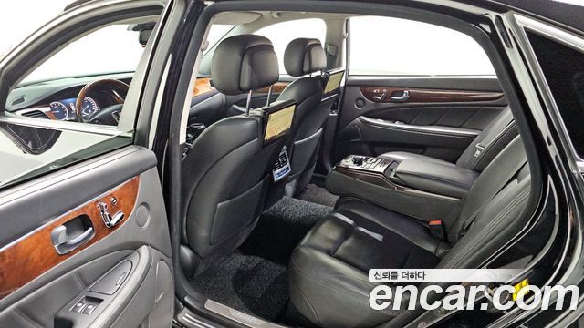 Hyundai Equus 2013 — photo 11