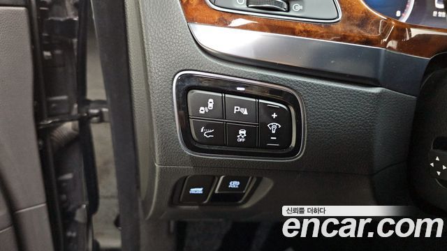 Hyundai Equus 2013 — photo 13
